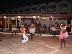 African dancers