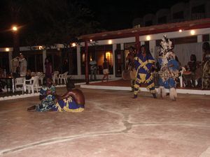 African dancers