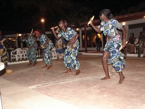 African dancers