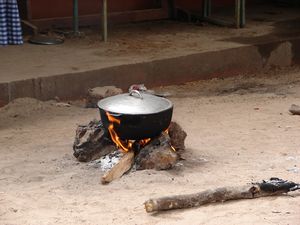 CCooking lessons take place outside